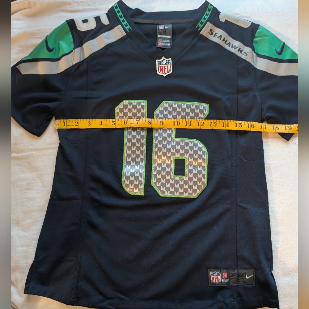 Nike Women's Seahawks Lockett Jersey